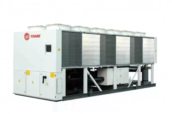 Air cooled chiller Trane RTAC170 with screw compressor